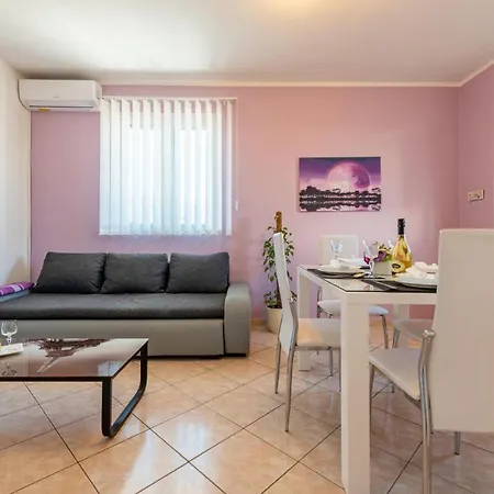 Apartman Cozy In Pag With Wi-fi Pag Town