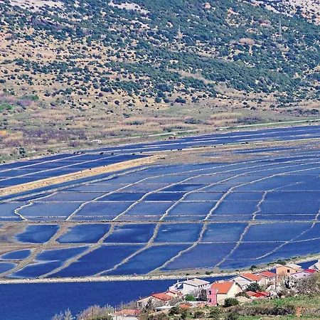 Cozy In Pag With Wi-fi * Pag Town