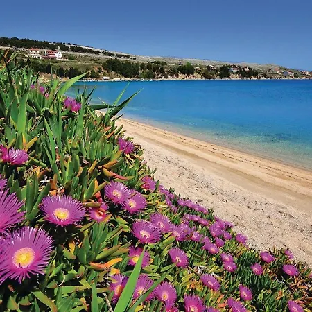 Cozy In Pag With Wi-fi Pag Town